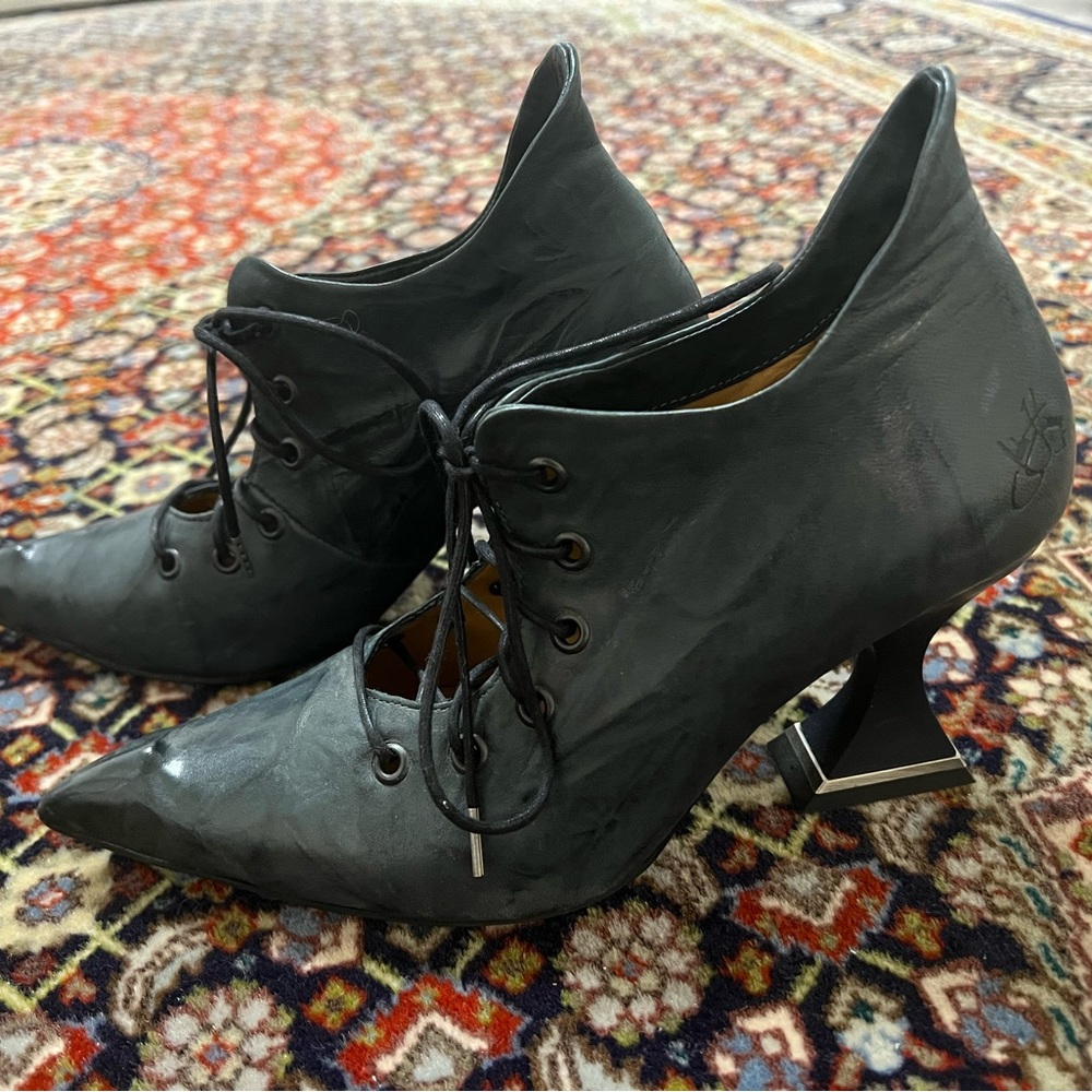 John Fluevog Never Worn